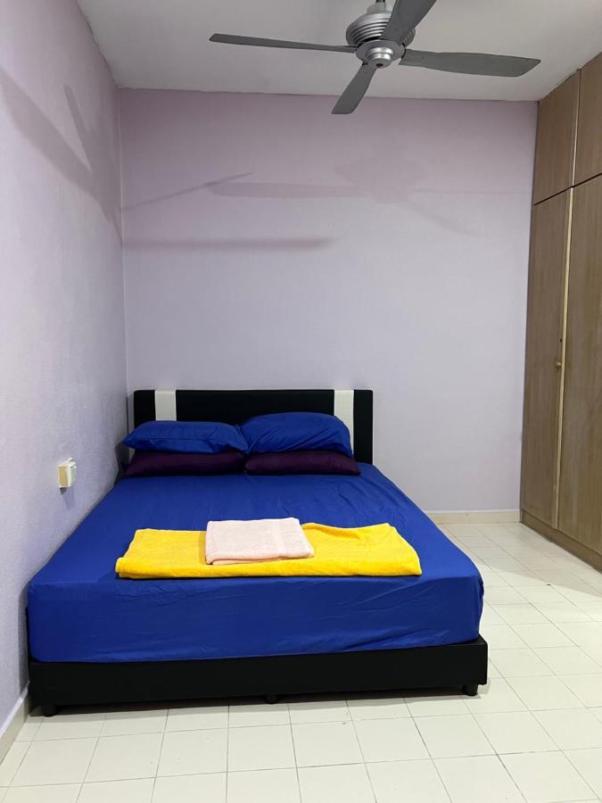 Batu Feringgi Homestay Bagian luar foto