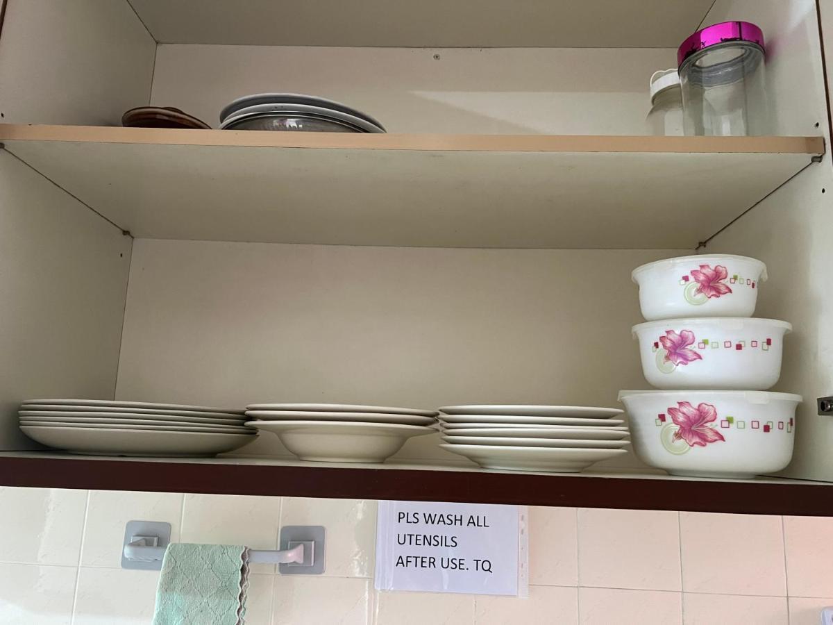 Batu Feringgi Homestay Bagian luar foto
