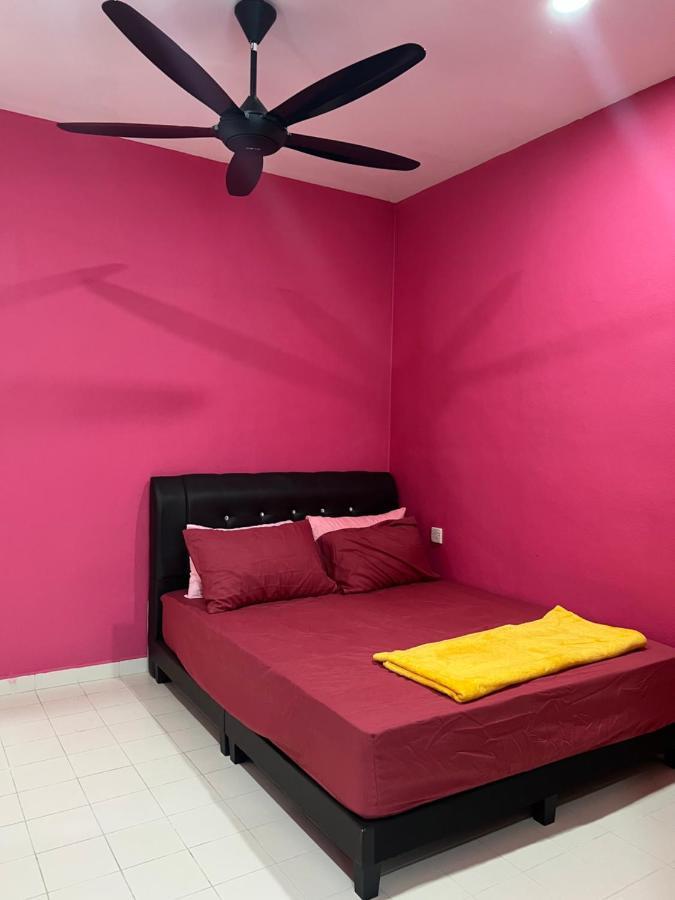 Batu Feringgi Homestay Bagian luar foto