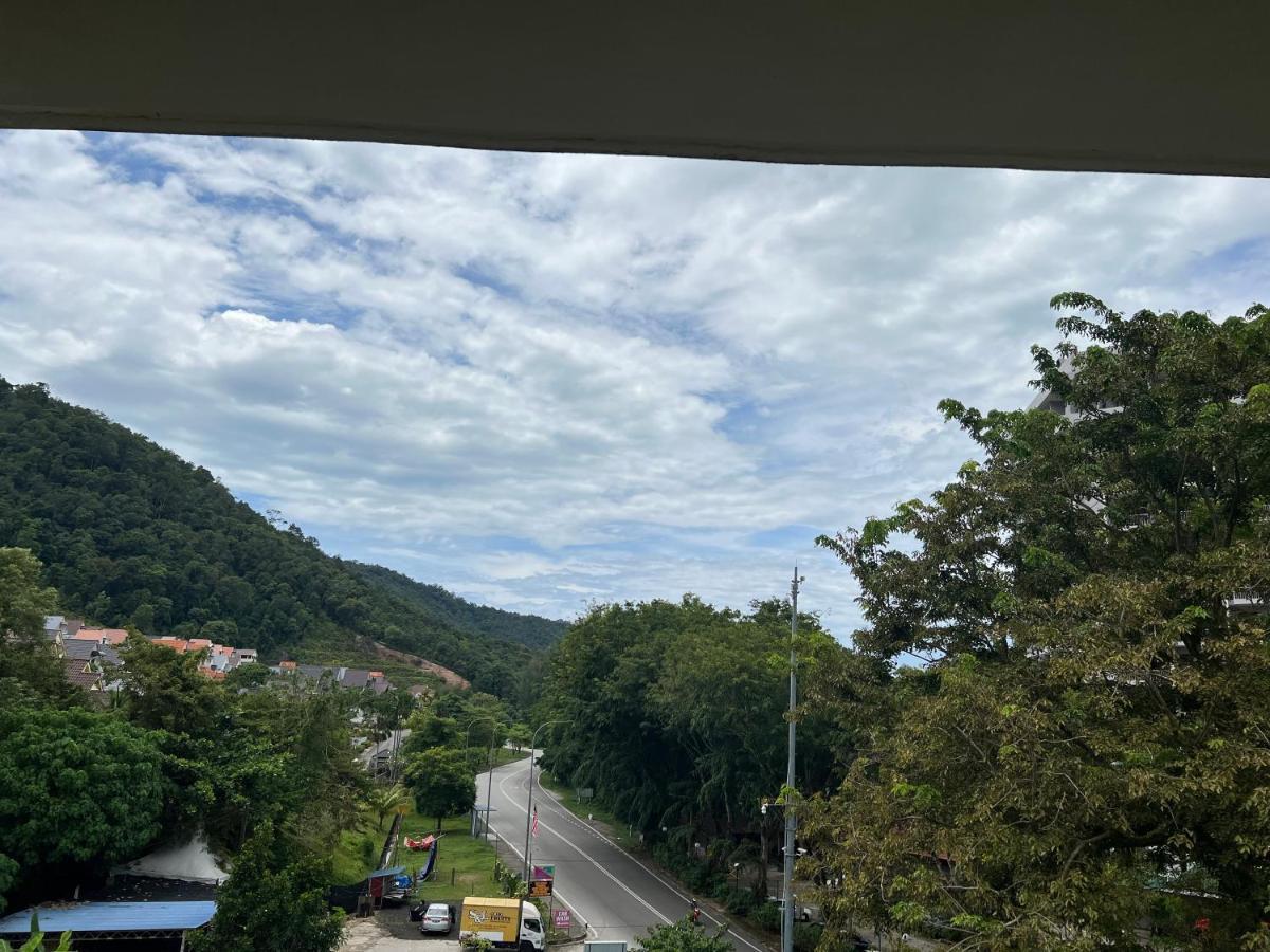 Batu Feringgi Homestay Bagian luar foto