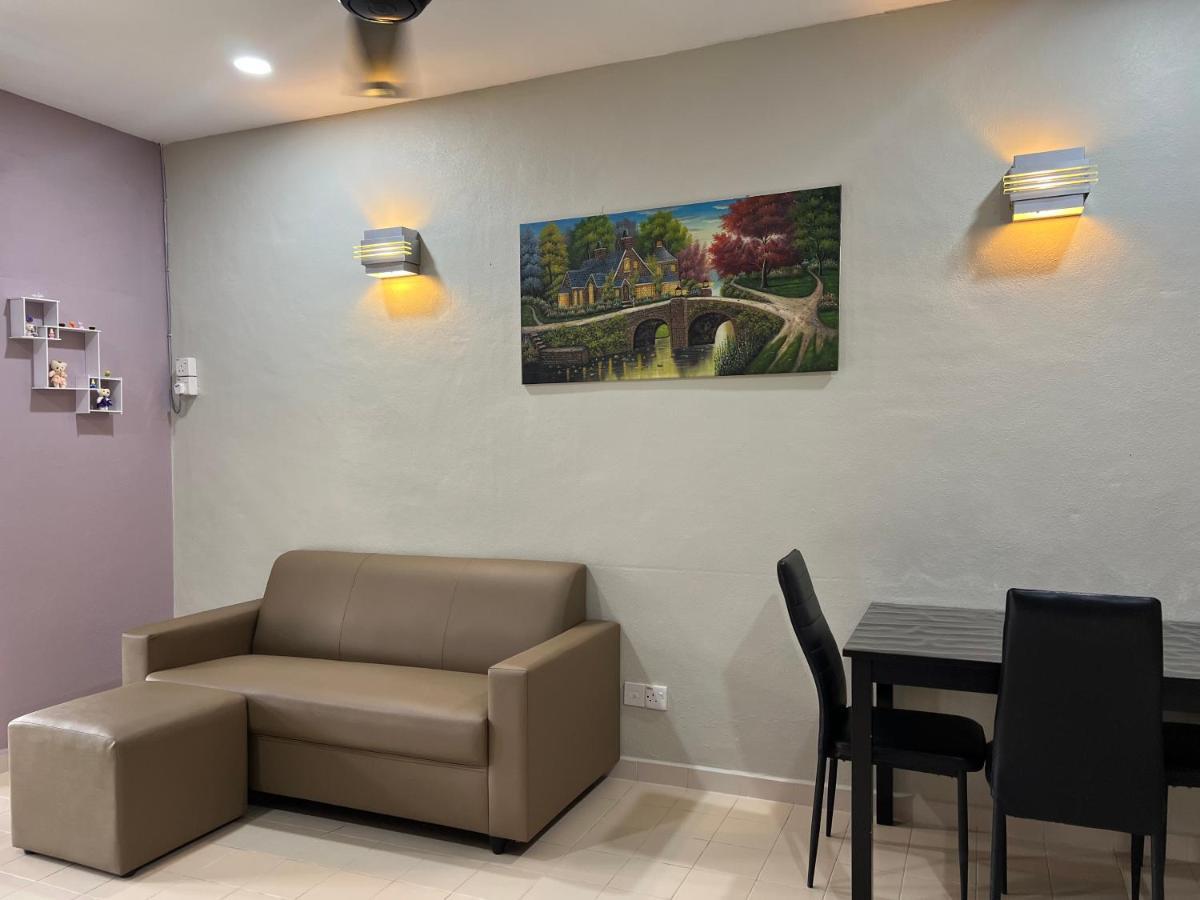 Batu Feringgi Homestay Bagian luar foto