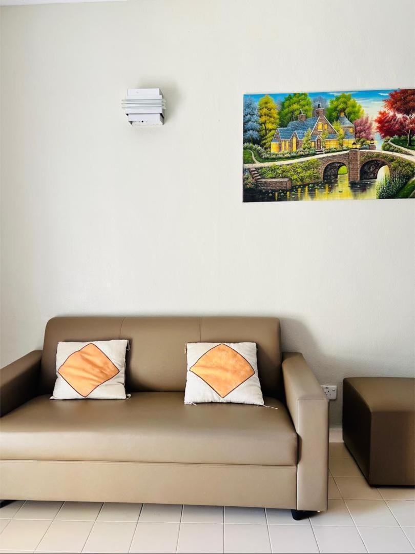 Batu Feringgi Homestay Bagian luar foto