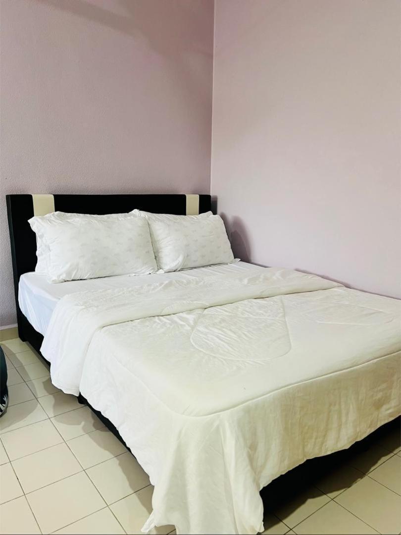 Batu Feringgi Homestay Bagian luar foto